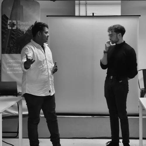 Seven with a Colorintech accelerator cohort